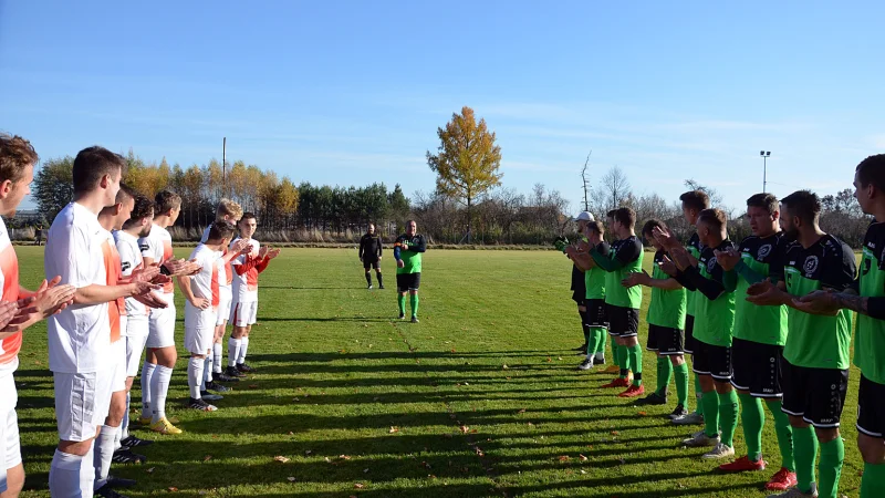 Na zakończenie rundy jesiennej 2021 radość i smutek w Sparcie idą w parze.