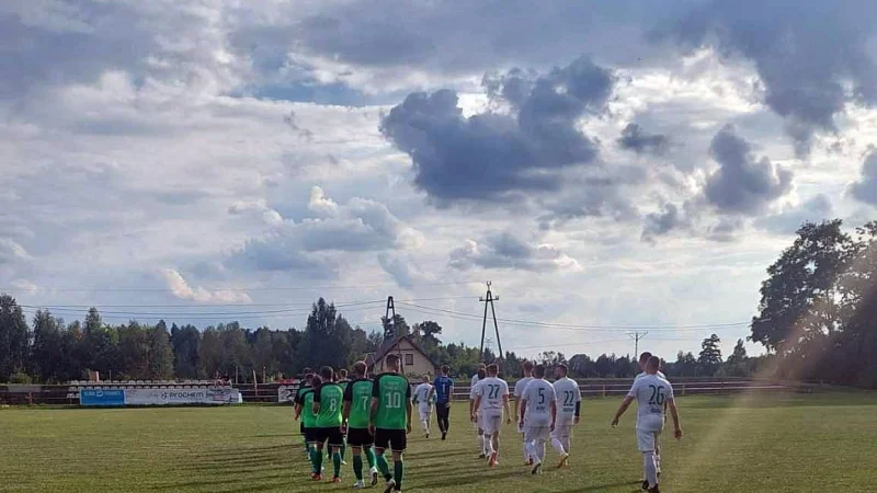 Powoli w górę tabeli.