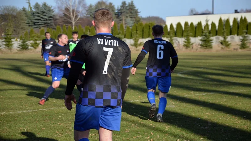 Sparta – Metal Rzeki Wielkie 1:2. Kontakt w doliczonym czasie, ale bez punktów